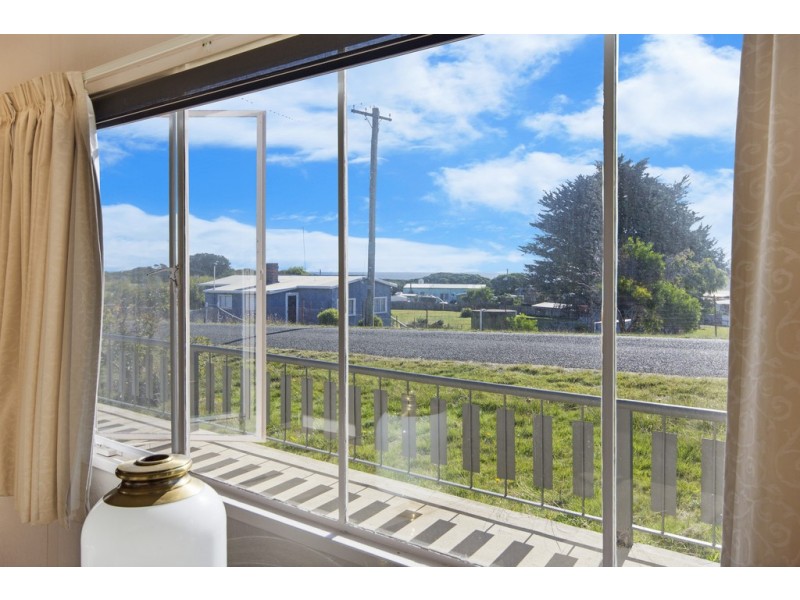 8 Davis Street, Beechford TAS 7252