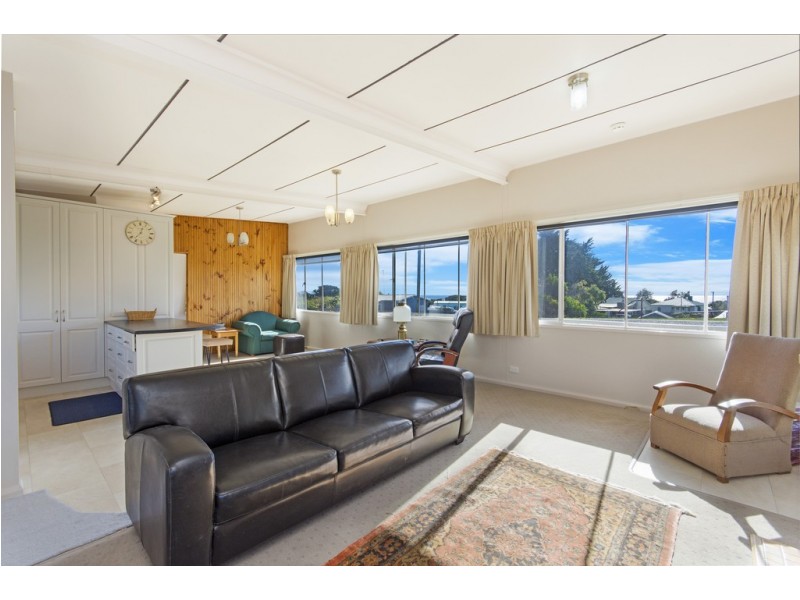 8 Davis Street, Beechford TAS 7252