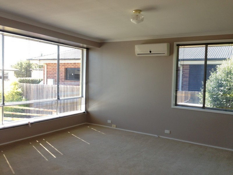 2/2b Carr Street, Kings Meadows TAS 7249