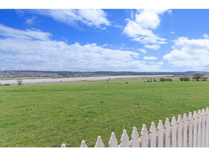 55 Mount Stuart Drive, Newnham TAS 7248