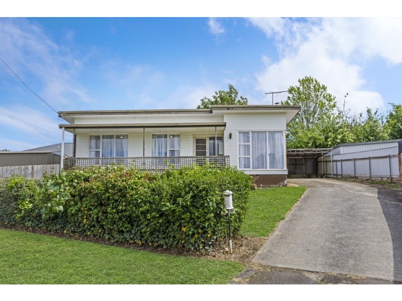 51 West Parade, Deloraine TAS 7304