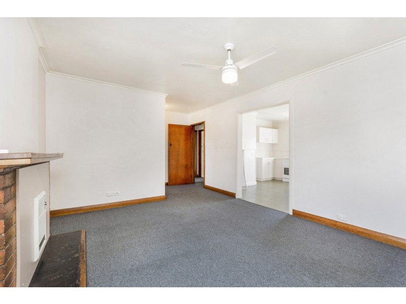 9 Hogarth Street, Waverley TAS 7250