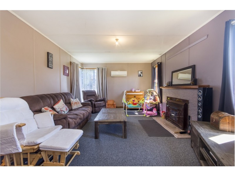2 Mawson Place, Mayfield TAS 7248