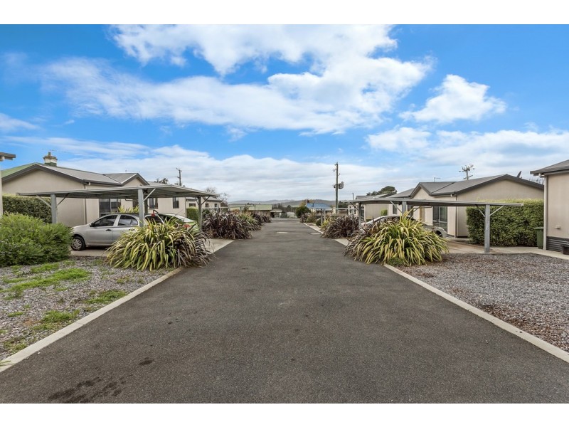 Units 1 – 6,  161 – 163 Weld Street, Beaconsfield TAS 7270