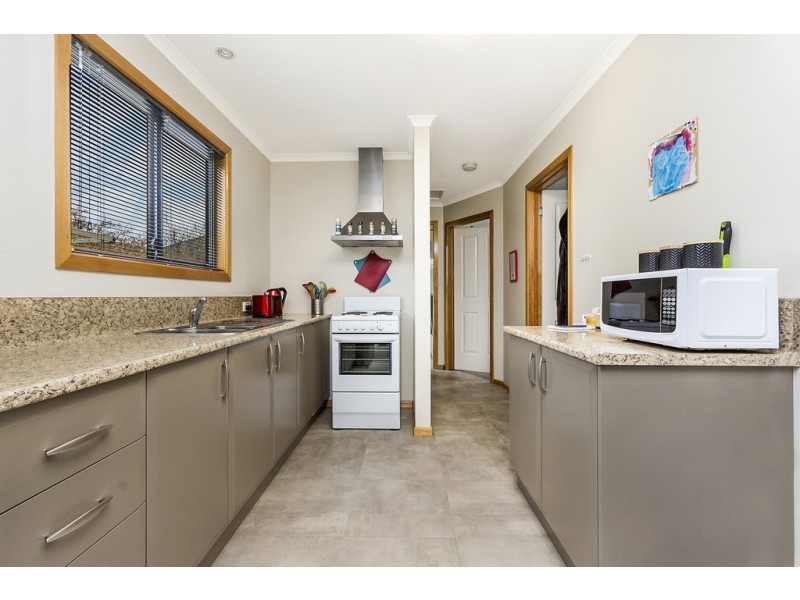 Units 1 – 6,  161 – 163 Weld Street, Beaconsfield TAS 7270