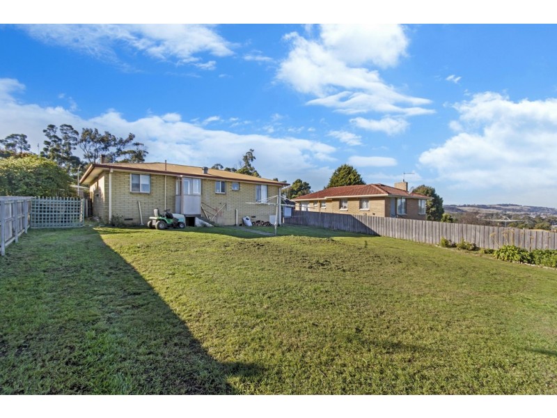 10 Grassdale Place, Ravenswood TAS 7250