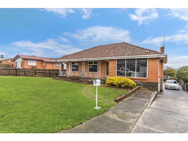 2 Cedar Street, Newnham TAS 7248
