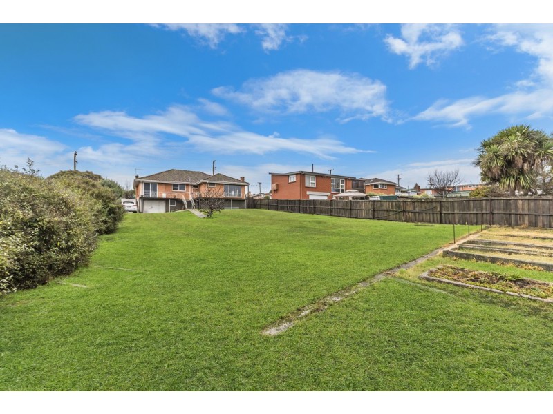 2 Cedar Street, Newnham TAS 7248
