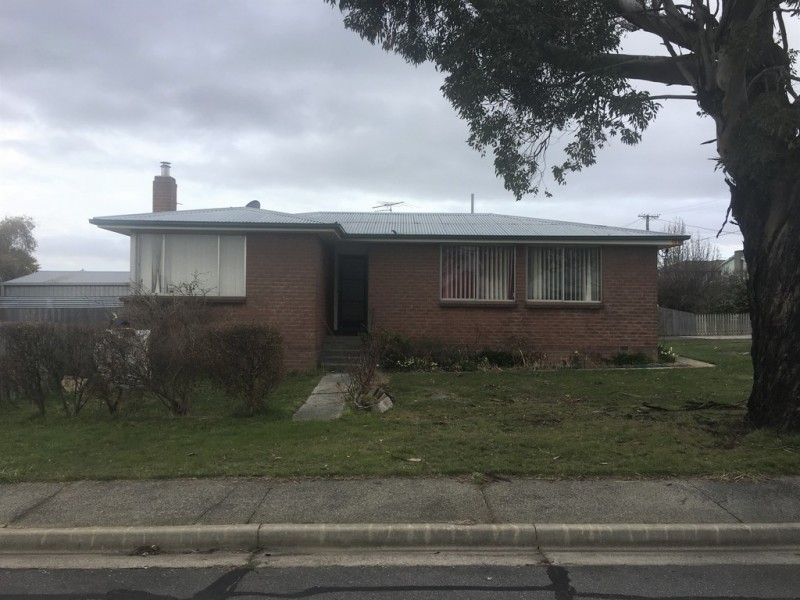 31 Stoke Street, Ravenswood TAS 7250
