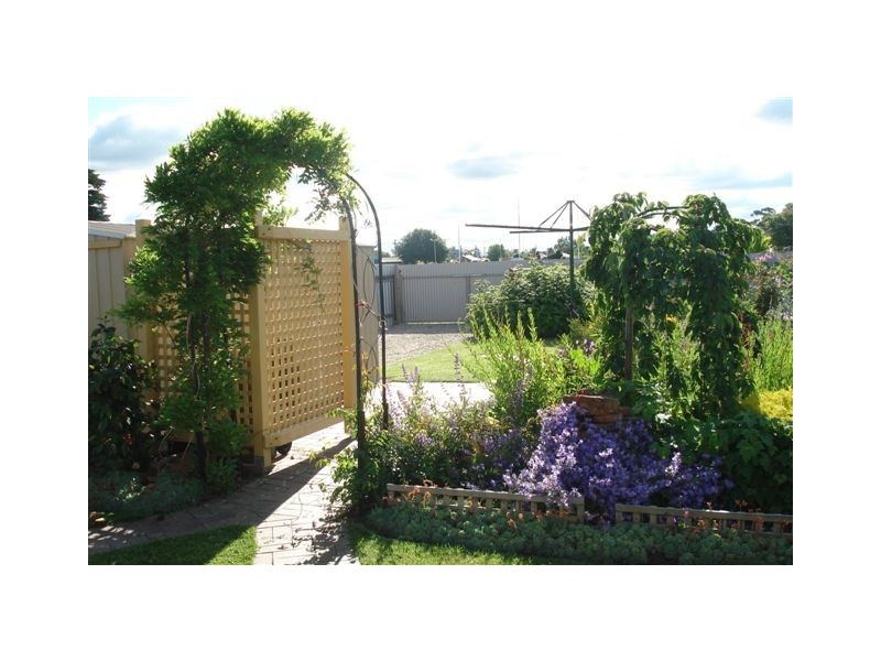 28 Clarence Street, Perth TAS 7300