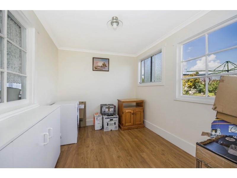 215 Flinders Street, Beauty Point TAS 7270