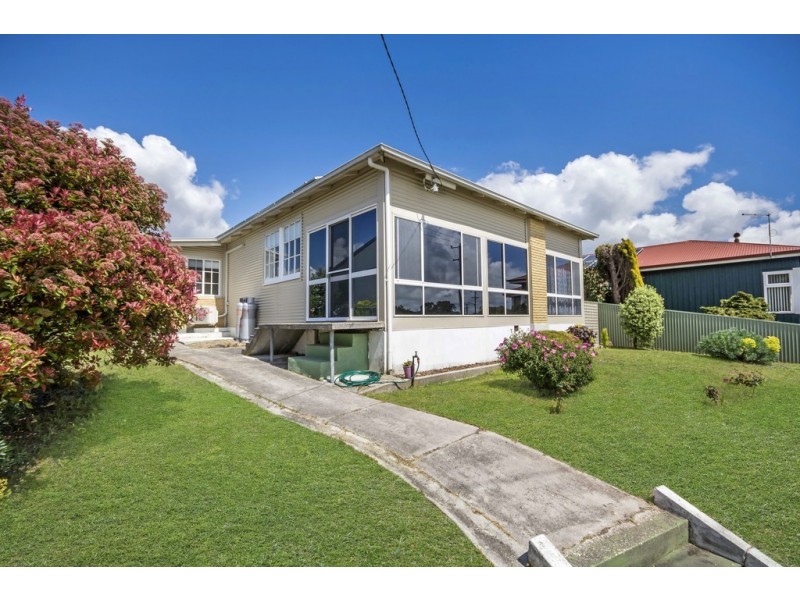 215 Flinders Street, Beauty Point TAS 7270