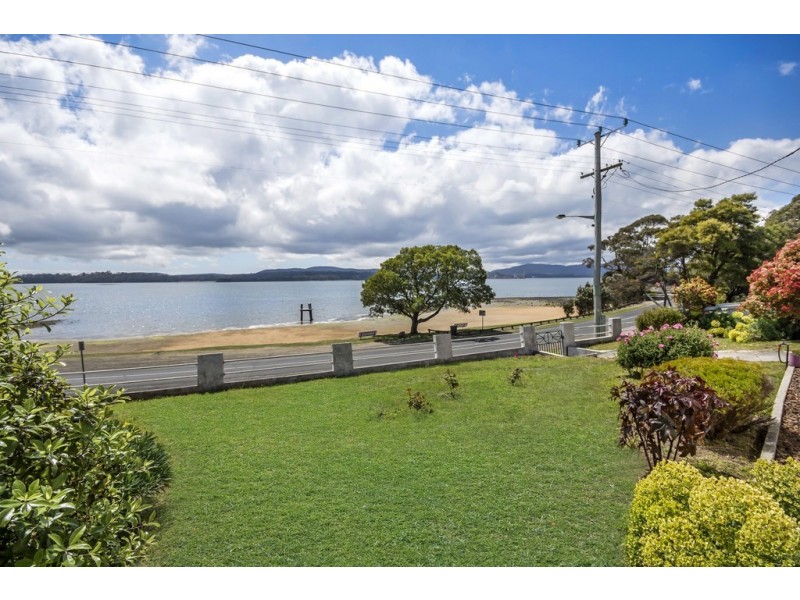 215 Flinders Street, Beauty Point TAS 7270