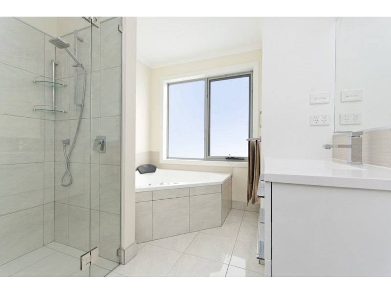 11 Talisker Street, Perth TAS 7300