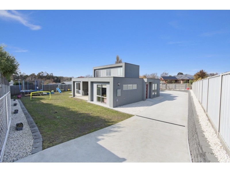 11 Talisker Street, Perth TAS 7300