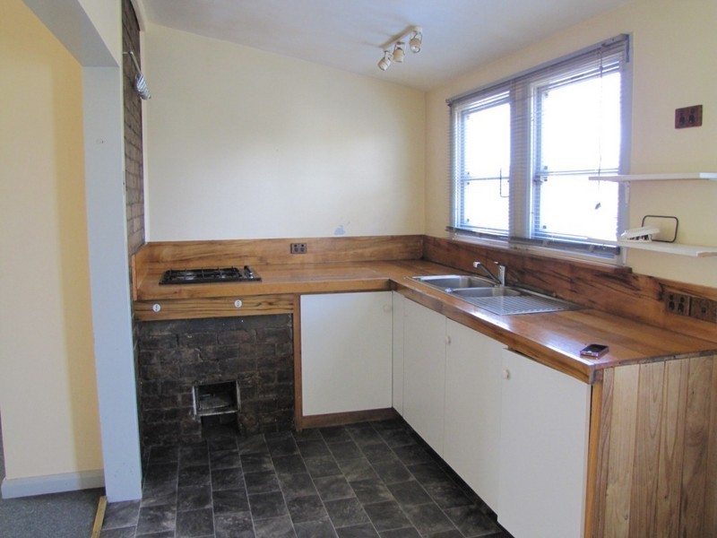8 Queen Street, Invermay TAS 7248