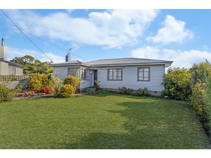 8 Mawson Place, Mayfield TAS 7248