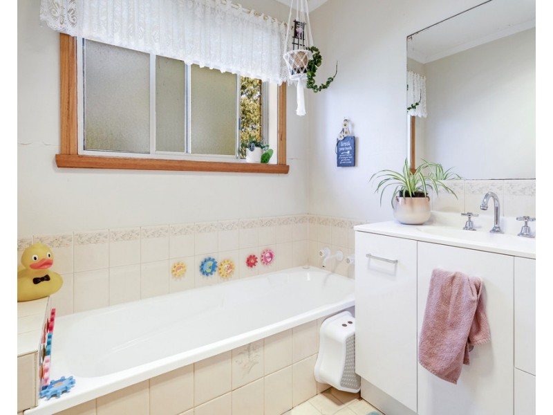 102 Chris Street, Prospect Vale TAS 7250