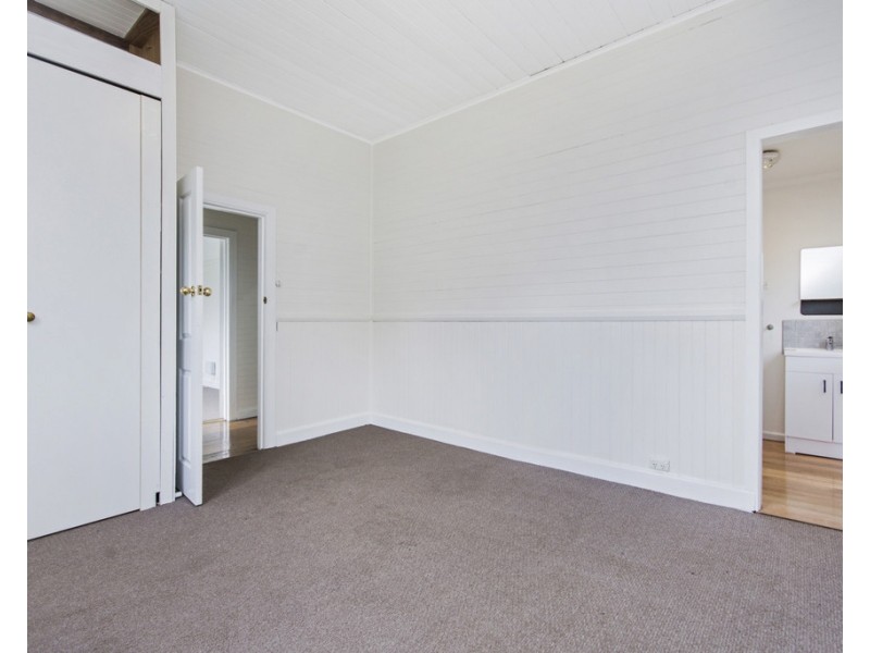 16 Moore Street, Invermay TAS 7248