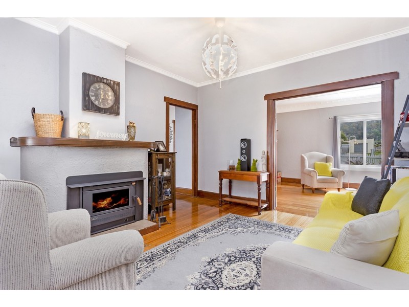 2 Cornwall Street, Beaconsfield TAS 7270
