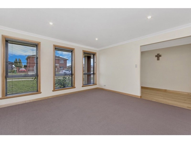 80 Mount Stuart Drive, Newnham TAS 7248