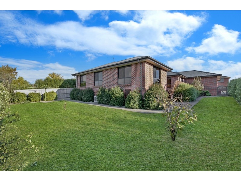 80 Mount Stuart Drive, Newnham TAS 7248