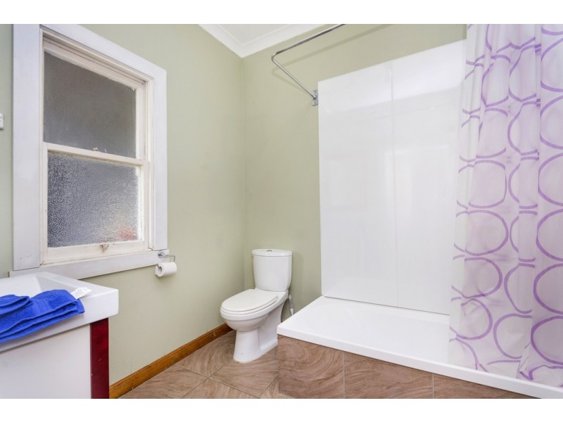 35 Napier Street, Beauty Point TAS 7270