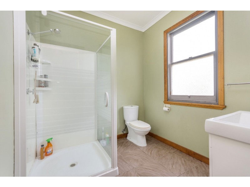 35 Napier Street, Beauty Point TAS 7270