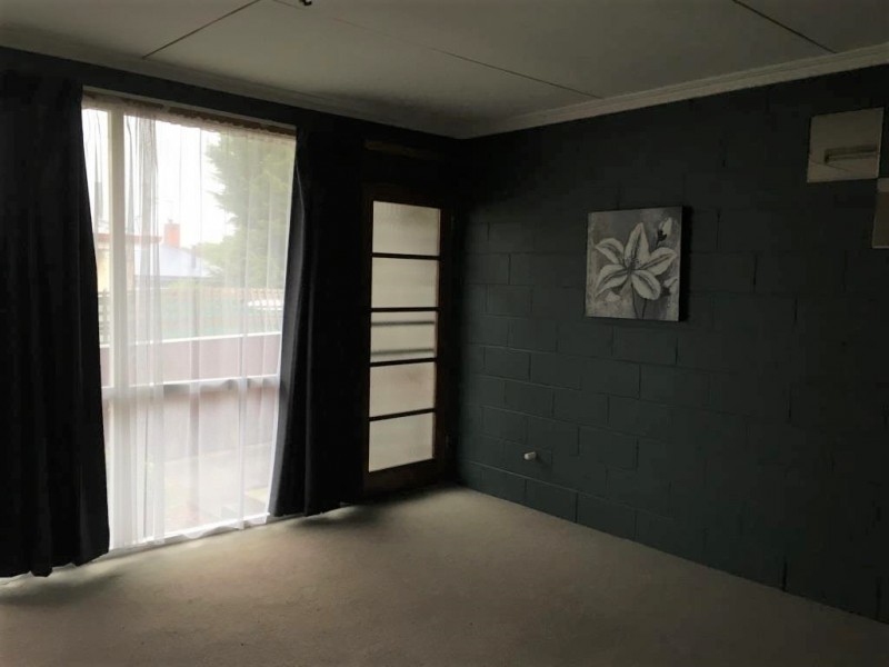 4/3 Walkers Avenue, Newnham TAS 7248