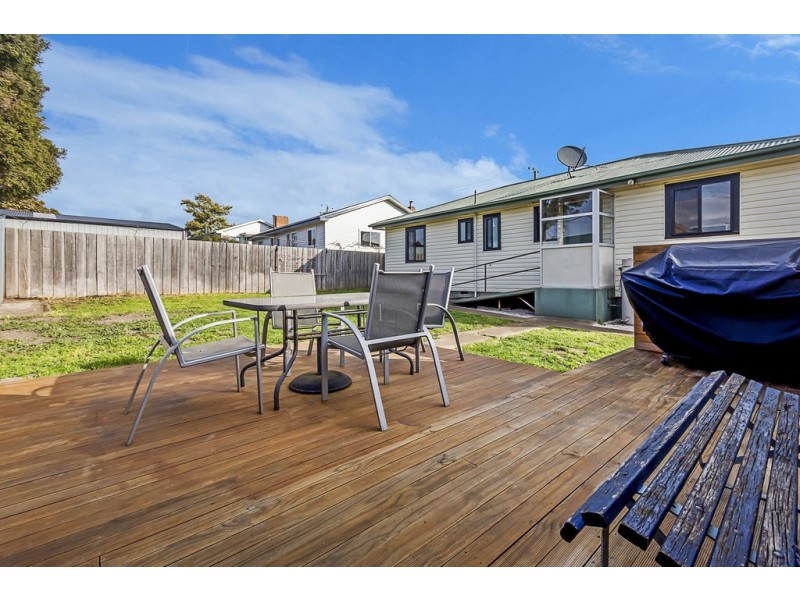 3 Hogarth Street, Waverley TAS 7250