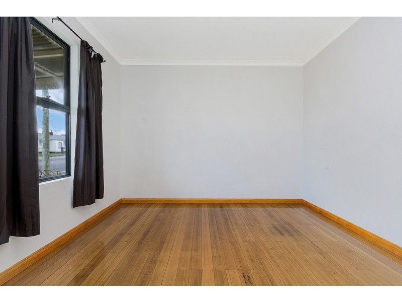 11 Church Street, Cressy TAS 7302