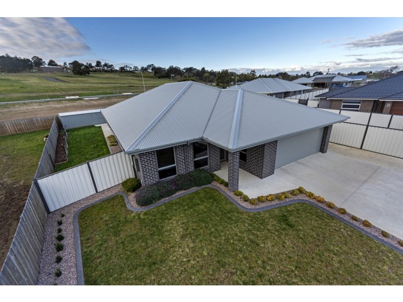 6 Shervan Court, Perth TAS 7300