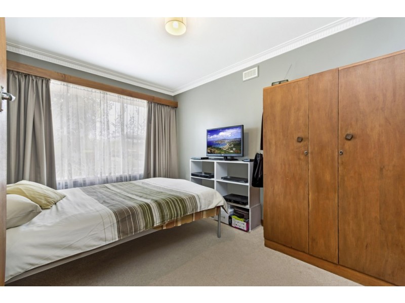 6 Procter Street, Newnham TAS 7248