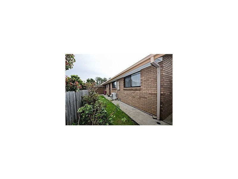2/31  Vaux Street, West Launceston TAS 7250