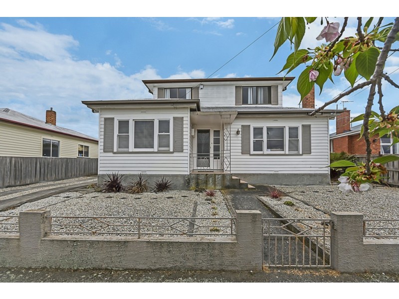 9 Clark Street, Mowbray TAS 7248