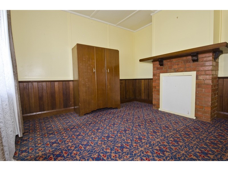 9 Charles Street, Cressy TAS 7302