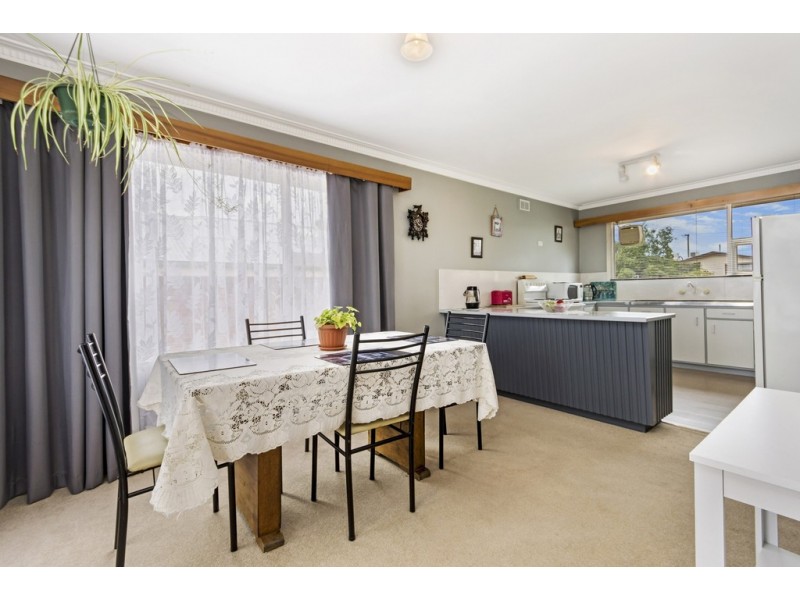 6 Procter Street, Newnham TAS 7248