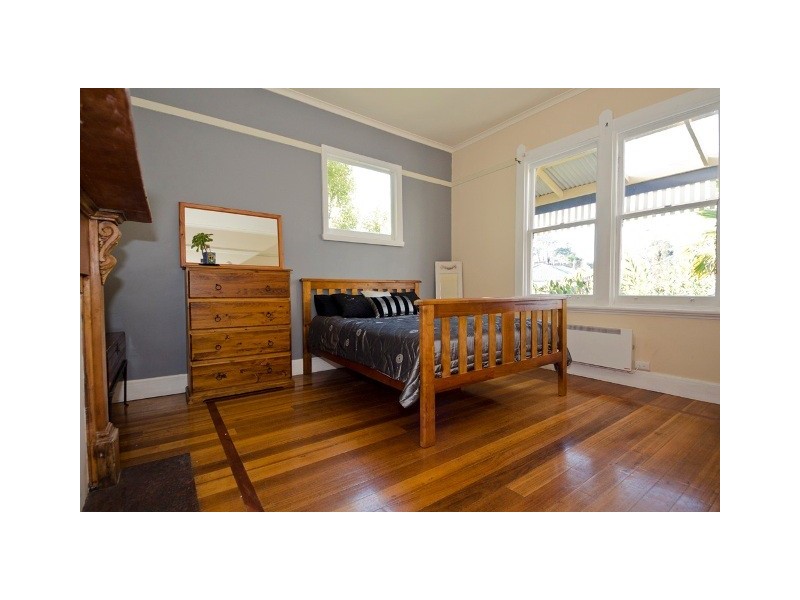5 Basin Road, West Launceston TAS 7250