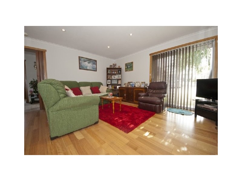 2/1-3  Patricia Place, Newnham TAS 7248
