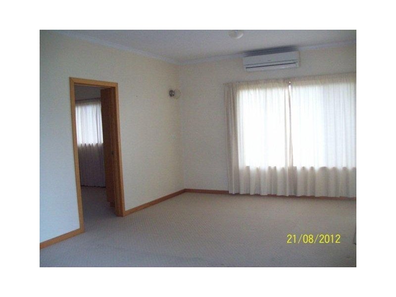 2/128 Main Road, Exeter TAS 7275