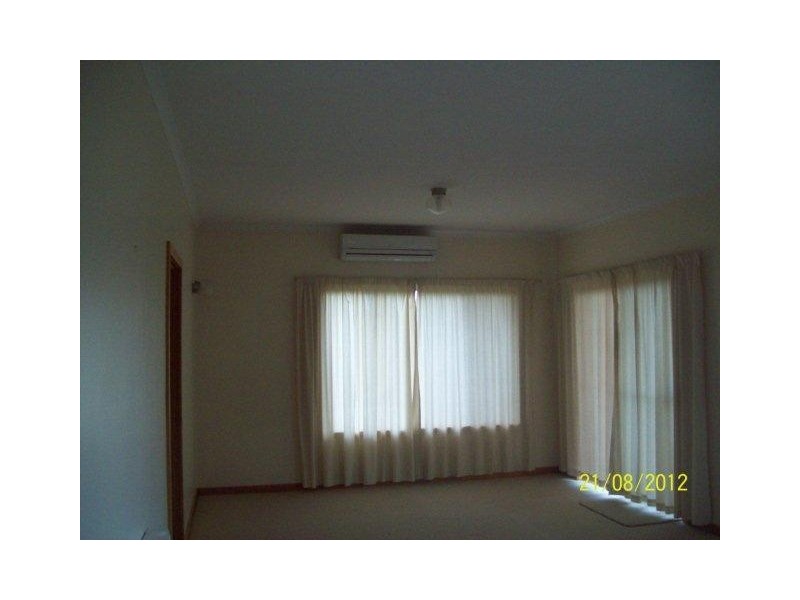 2/128 Main Road, Exeter TAS 7275