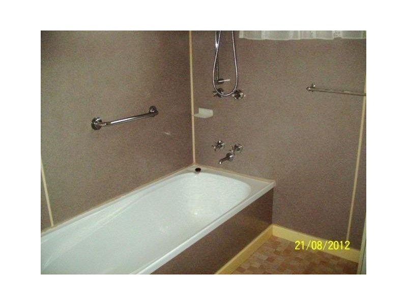 2/128 Main Road, Exeter TAS 7275