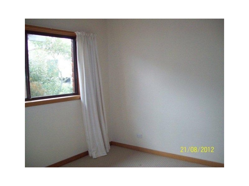 2/128 Main Road, Exeter TAS 7275