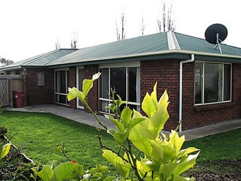 Unit 4/22 Calais Street, Mowbray TAS 7248