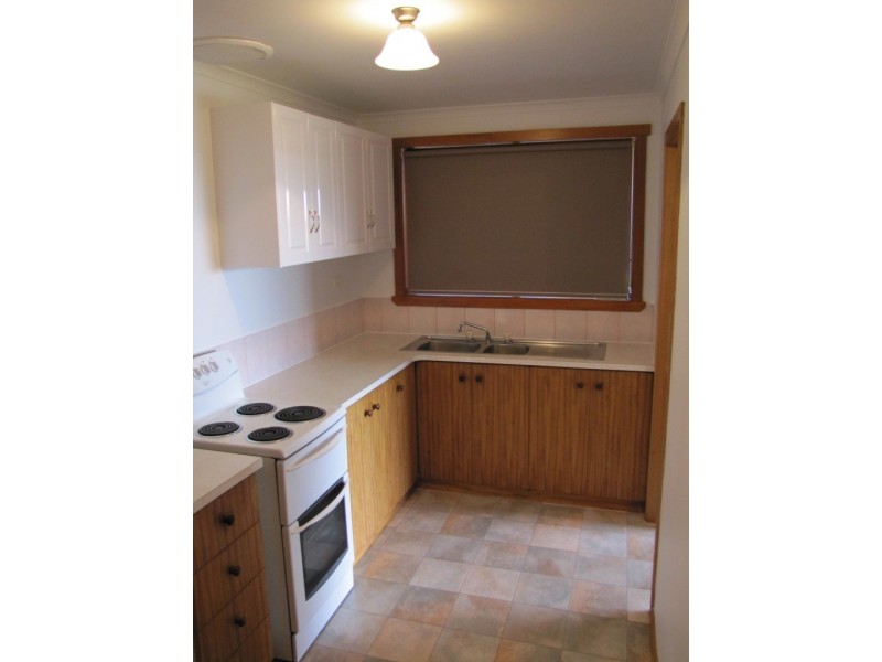 16 Goya Road, Newnham TAS 7248