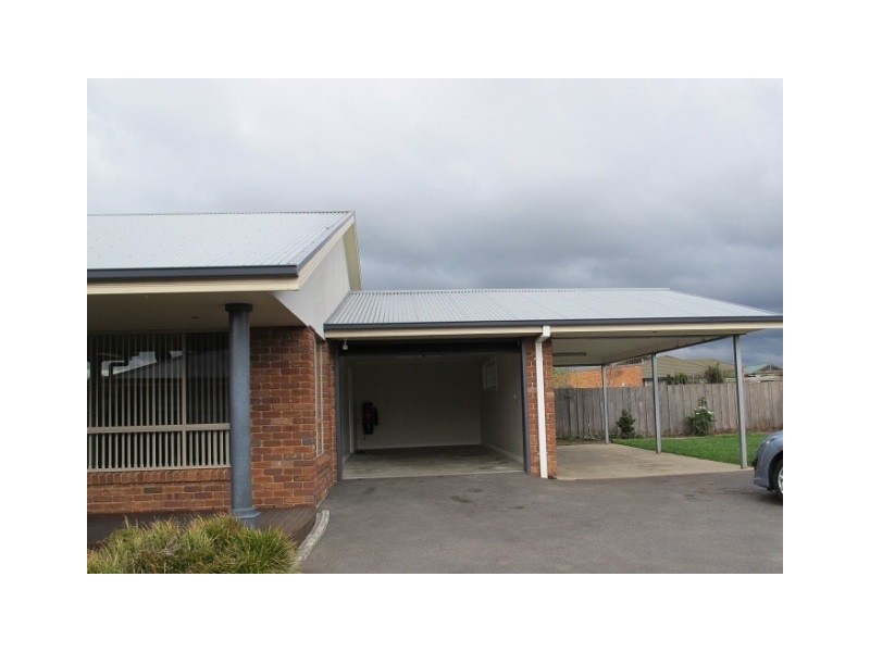 29a Bartlett Grove, Newnham TAS 7248