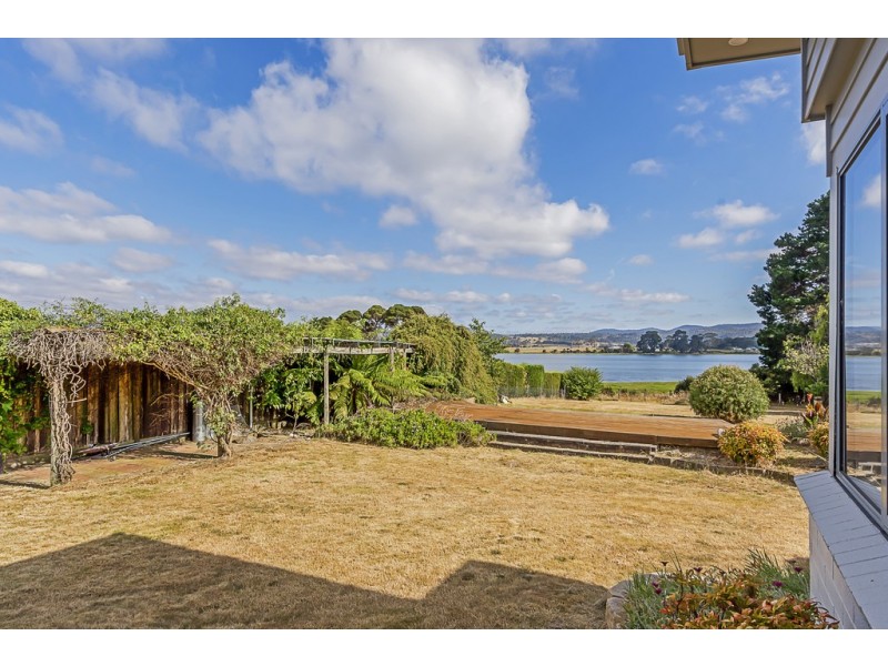 24 Beach Road, Legana TAS 7277