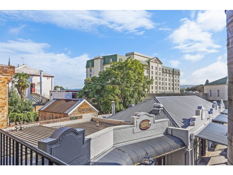 2 Yorktown Square, Launceston TAS 7250