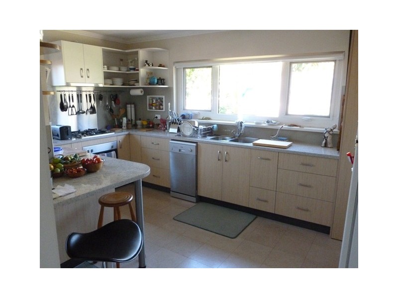 16 Broadview Crescent, Trevallyn TAS 7250