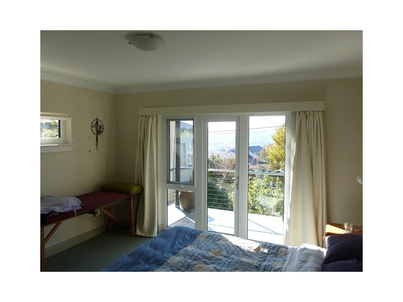 16 Broadview Crescent, Trevallyn TAS 7250